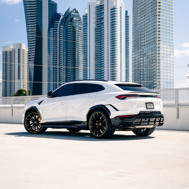 Lamborghini Urus S Blue - Image 20